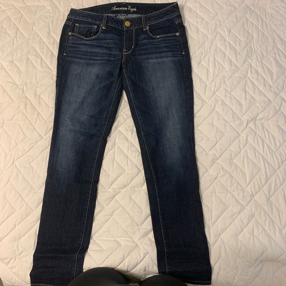 NEVER WORN: American Eagle Stretch Blue Jeans